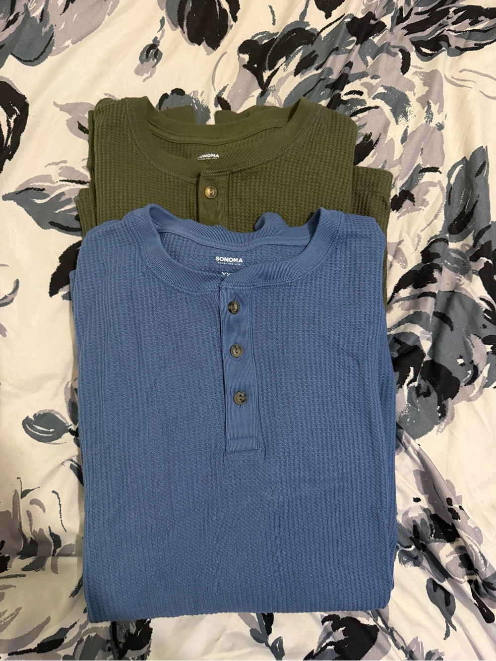 Sonoma Men's Waffle Henley in Navy Blue